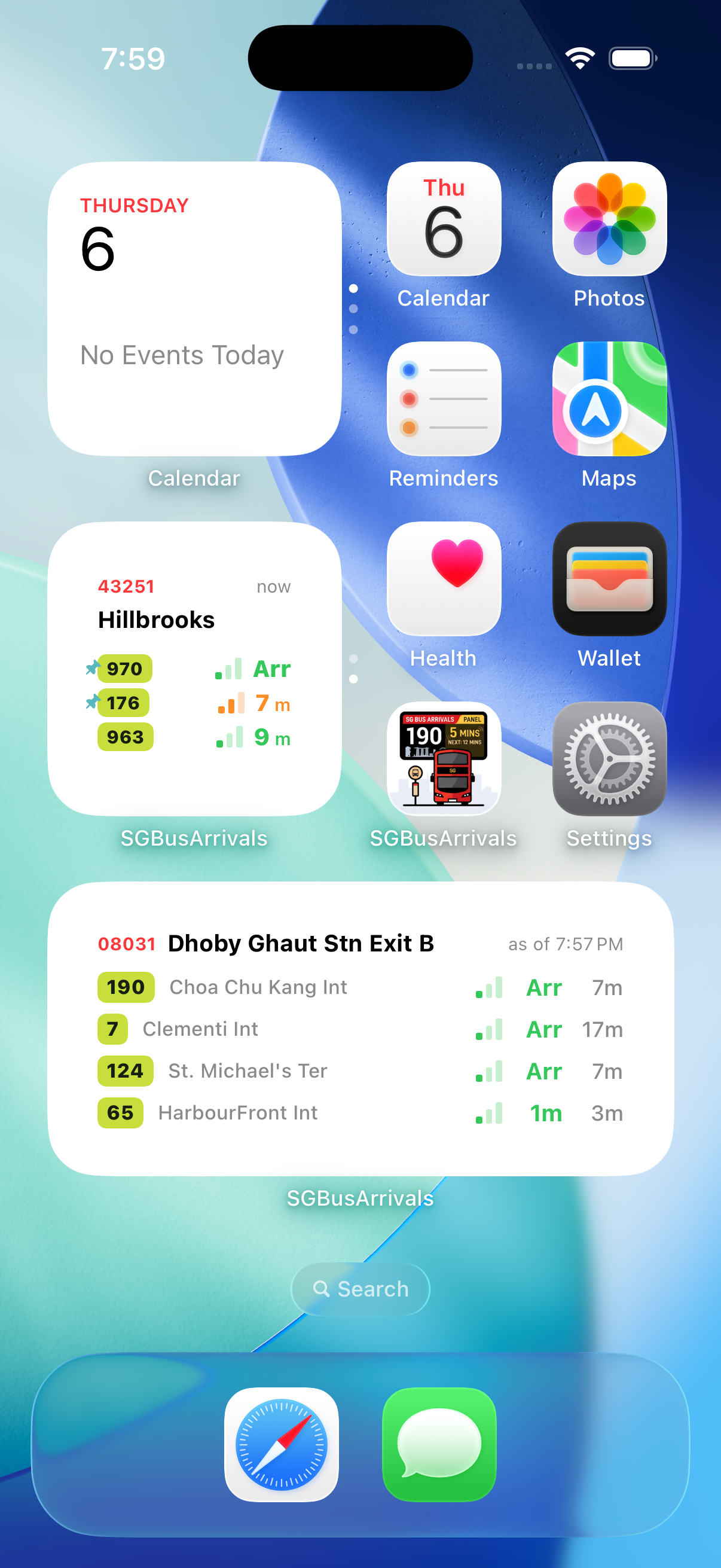 Home Screen widget showing live arrivals and crowding for a favourite bus stop